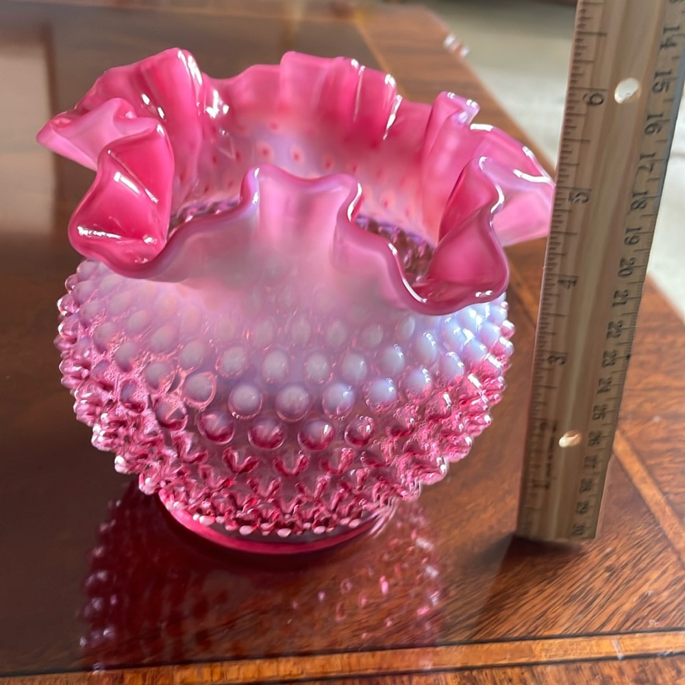 Fenton Cranberry Opalescent Hobnail vase - Picture 8 of 10